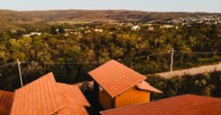Vende-se Casa + 3 Chalés Encantador, em Alto Paraíso de Goiás