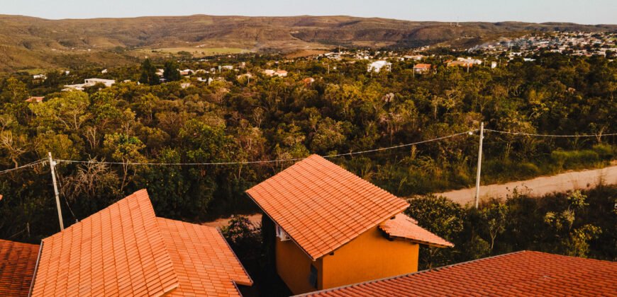 Vende-se Casa + 3 Chalés Encantador, em Alto Paraíso de Goiás