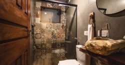 Vende-se Casa + 3 Chalés Encantador, em Alto Paraíso de Goiás