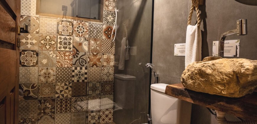 Vende-se Casa + 3 Chalés Encantador, em Alto Paraíso de Goiás