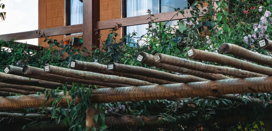 Vende-se Casa + 3 Chalés Encantador, em Alto Paraíso de Goiás