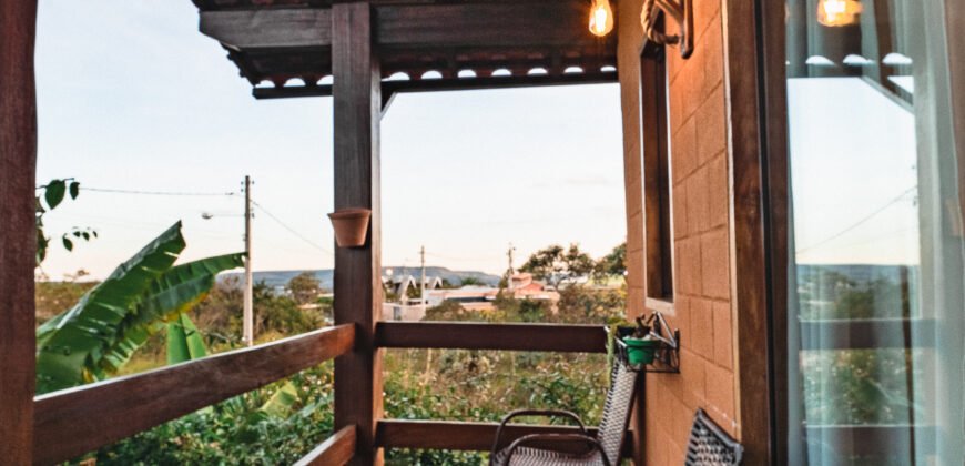Vende-se Casa + 3 Chalés Encantador, em Alto Paraíso de Goiás