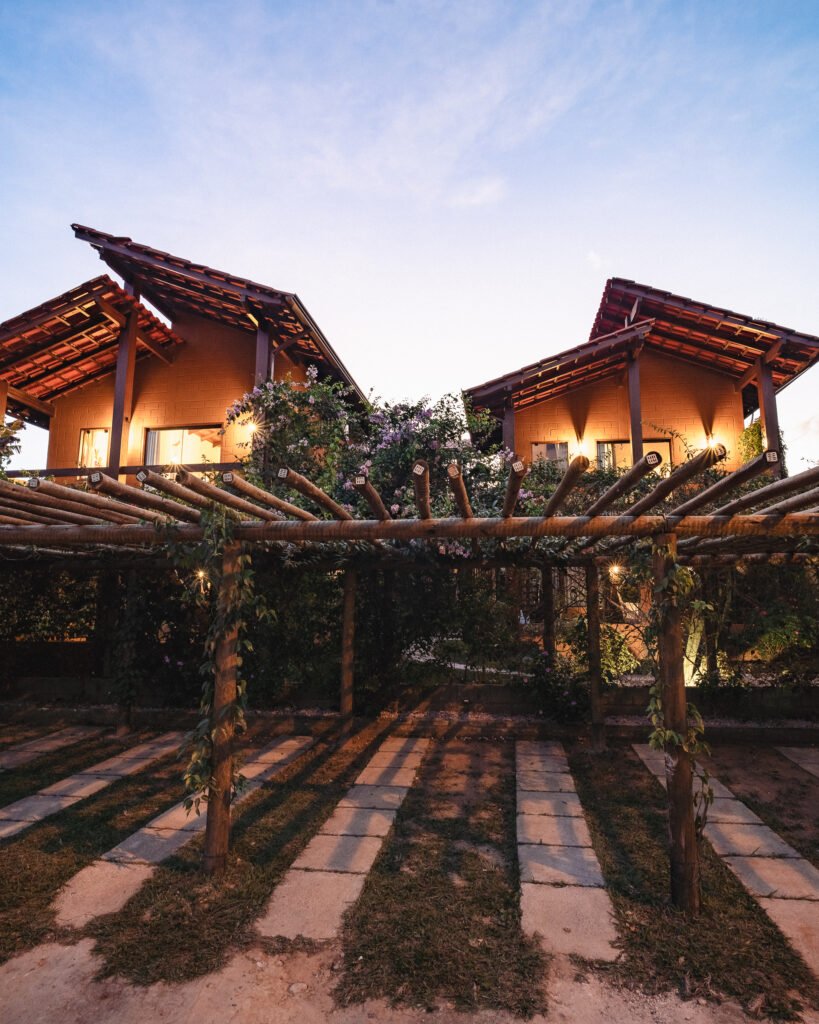 Vende-se Casa + 3 Chalés Encantador, em Alto Paraíso de Goiás