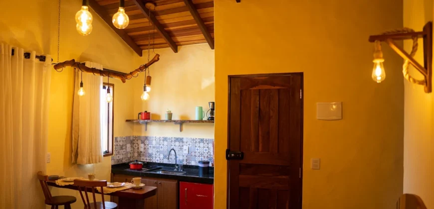 Vende-se Casa + 3 Chalés Encantador, em Alto Paraíso de Goiás