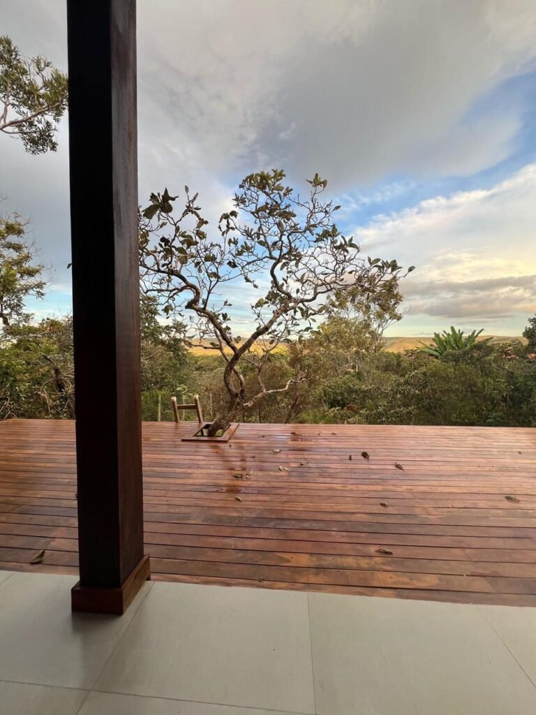 Chale + Lote 1.049m2 – Vista Permanete -Eldorado – Alto Paraíso de Goiás