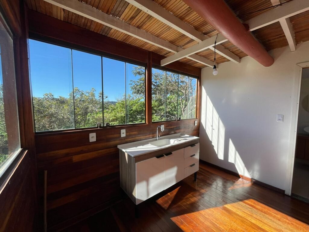 Linda Casa com Maravilhosa Vista em Alto Paraíso de Goiás