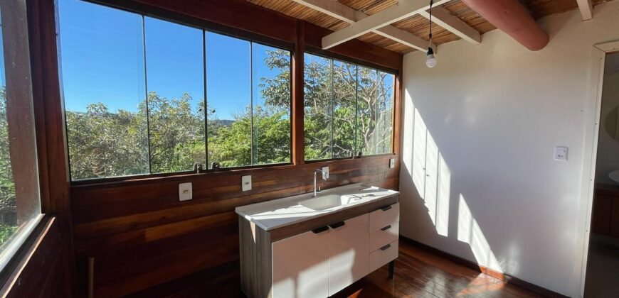 Linda Casa com Maravilhosa Vista em Alto Paraíso de Goiás