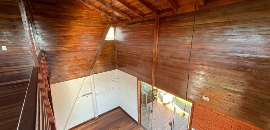 Vende-se Linda Casa com Maravilhosa Vista em Alto Paraíso de Goiás