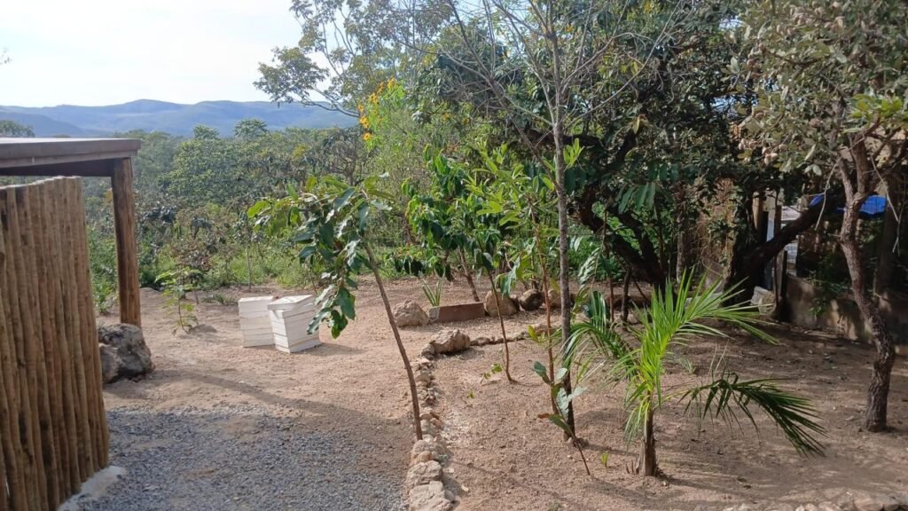 Chale + Lote 1.049m2 – Vista Permanete -Eldorado – Alto Paraíso de Goiás