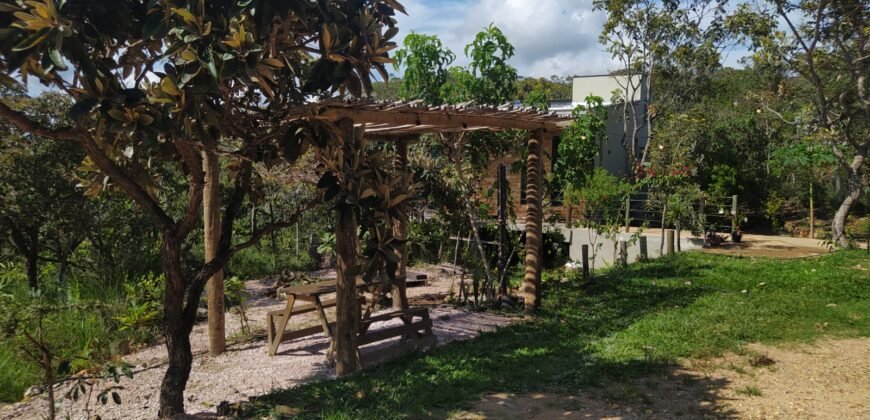 🌿 Vende-se Casa com Vista Permanente + Terreno de 1.005m² no Eldorado 2