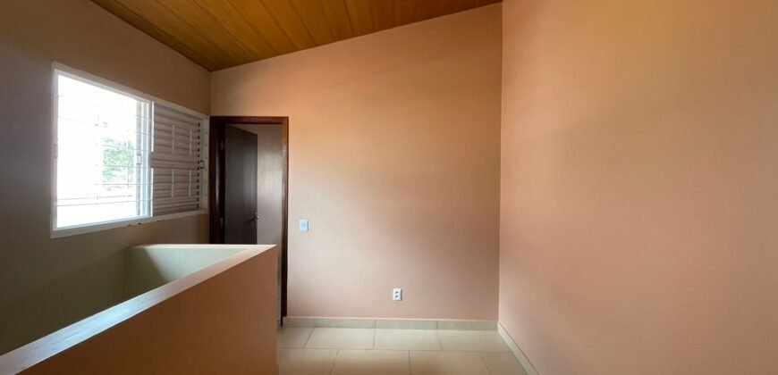 Aluga-se Sobrado  – Com 2 Quartos – Alto Paraiso de Goiás