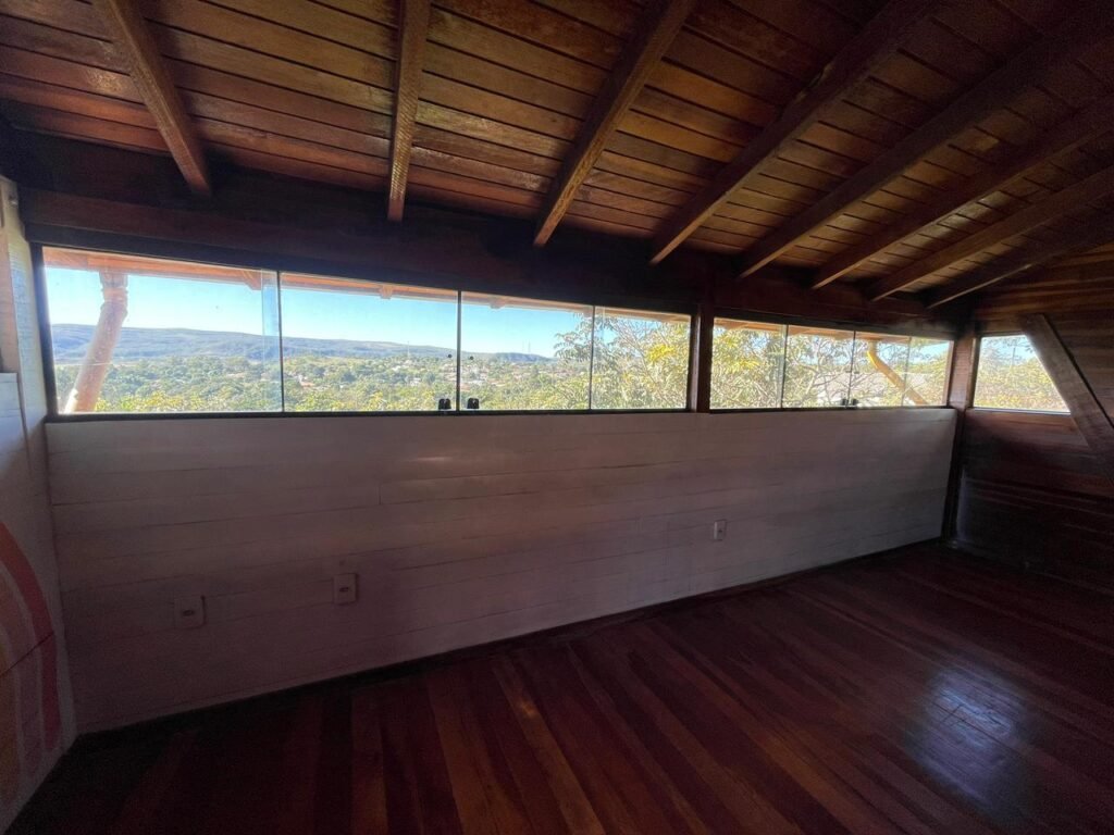 Linda Casa com Maravilhosa Vista em Alto Paraíso de Goiás