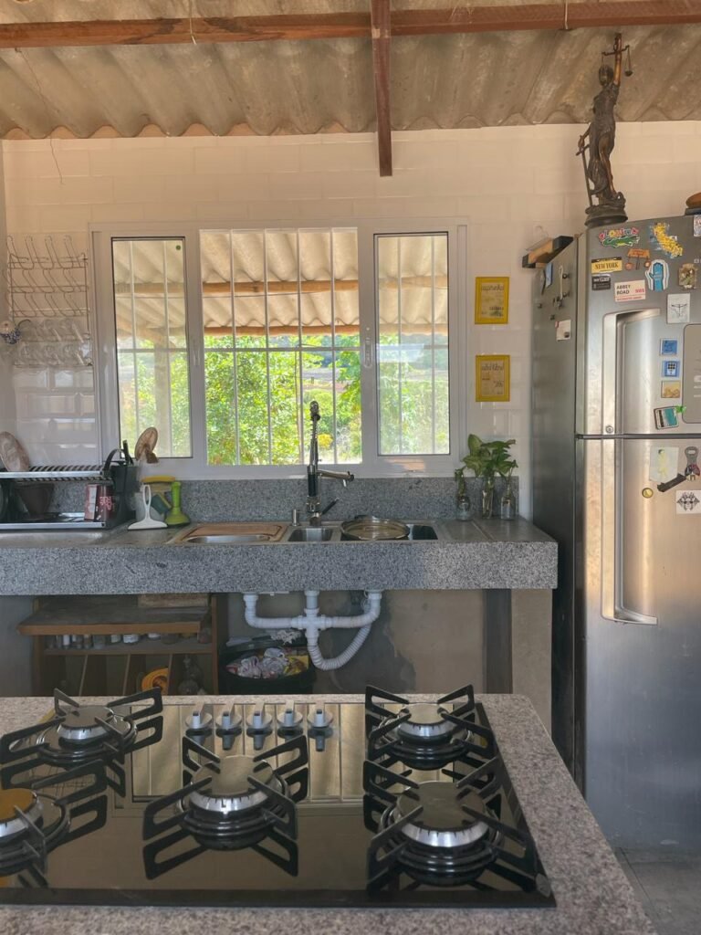 Vendo ou troco Chácara 5ha na Chapada, Alto paraíso (Couros) casa pronta | Oportunidade