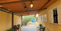 Casa ampla com 4 quartos, 2 suítes e vista privilegiada em Alto Paraíso de Goiás. Casa ampla com 4 quartos, 2 suítes e vista privilegiada em Alto Paraíso de Goiás.