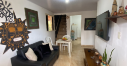 Casa ampla com 4 quartos, 2 suítes e vista privilegiada em Alto Paraíso de Goiás. Casa ampla com 4 quartos, 2 suítes e vista privilegiada em Alto Paraíso de Goiás.