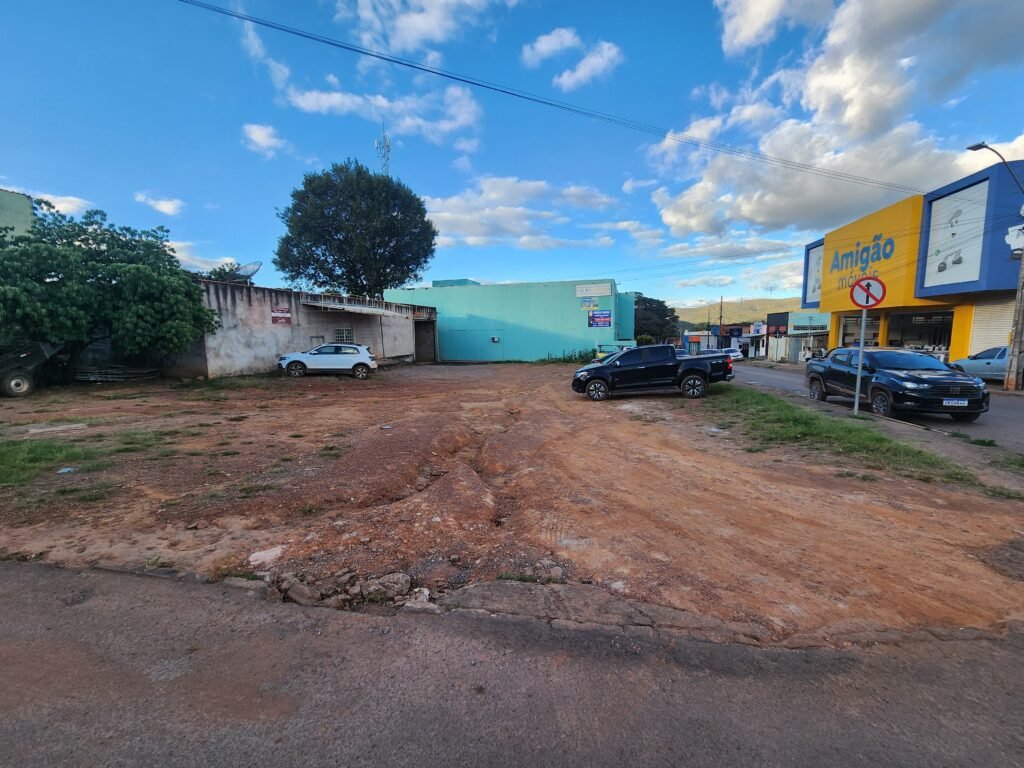 Lote de 838 m² na Rua 12 de Dezembro – Setor Paraisinho – Comercial – Alto Paraiso de Goiás