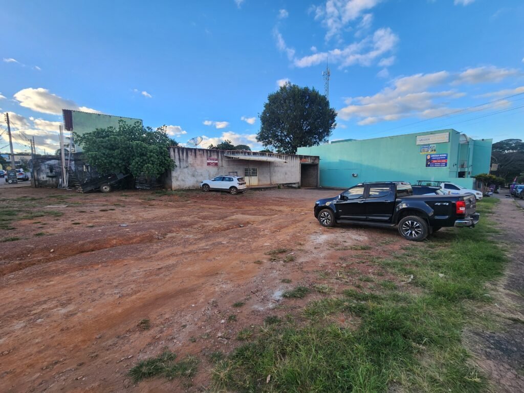 Lote de 838 m² na Rua 12 de Dezembro – Setor Paraisinho – Comercial – Alto Paraiso de Goiás