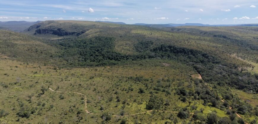Fazenda 695m – Nascente – Cachoeira – aprox. 23 km de Alto Paraíso de Goiás, 100% Documentada