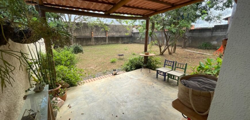 🏡 CASA MOBILIADA PARA ALUGAR – BAIRRO MONTE SINAI | ALTO PARAÍSO DE GOIÁS