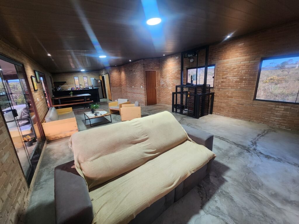 Vende-se encantadora pousada em um verdadeiro refúgio paradisíaco – Vale Verde – Alto Paraíso de Goiás