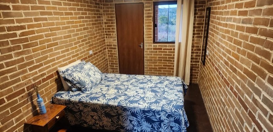 Vende-se Excelente Chácara – Casa – Rio – Aconchegante – Vale Verde – Alto Paraíso de Goiás