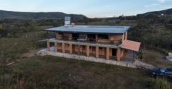 Vende-se Excelente Chácara – Casa – Rio – Aconchegante – Vale Verde – Alto Paraíso de Goiás Vende-se Excelente Chácara – Casa – Rio – Aconchegante – Vale Verde – Alto Paraíso de Goiás