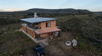 Vende-se encantadora pousada em um verdadeiro refúgio paradisíaco – Vale Verde – Alto Paraíso de Goiás Vende-se encantadora pousada em um verdadeiro refúgio paradisíaco – Vale Verde – Alto Paraíso de Goiás