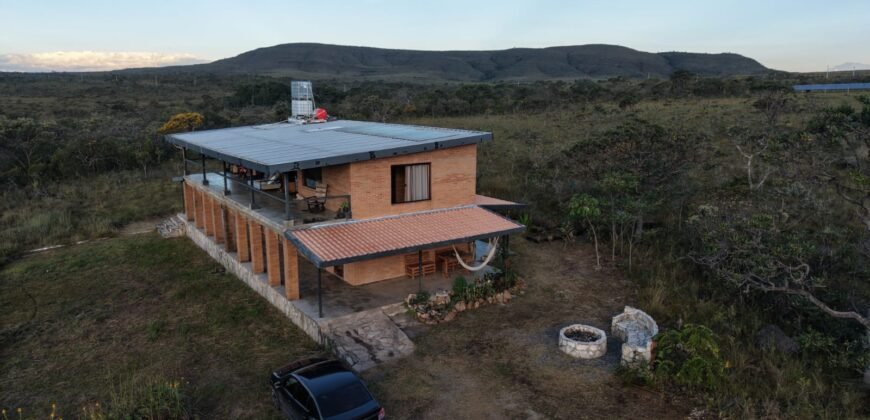 Vende-se Excelente Chácara – Casa – Rio – Aconchegante – Vale Verde – Alto Paraíso de Goiás