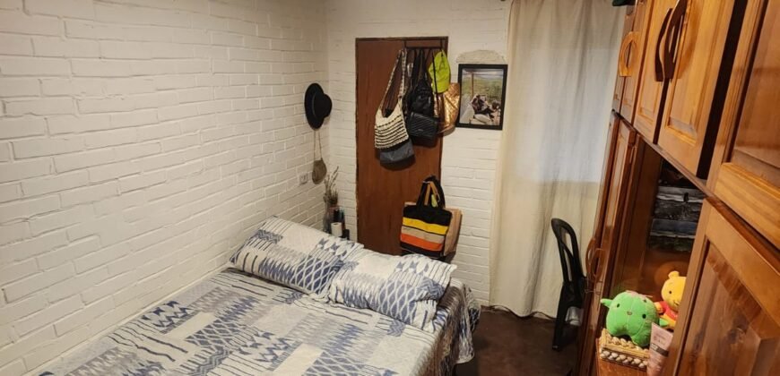 Vende-se Excelente Chácara – Casa – Rio – Aconchegante – Vale Verde – Alto Paraíso de Goiás