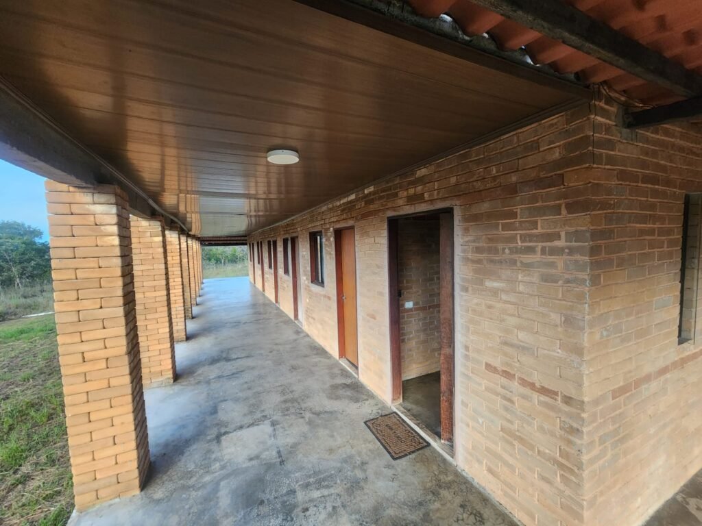 Vende-se encantadora pousada em um verdadeiro refúgio paradisíaco – Vale Verde – Alto Paraíso de Goiás