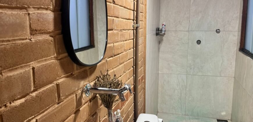 Vende-se Excelente Chácara – Casa – Rio – Aconchegante – Vale Verde – Alto Paraíso de Goiás