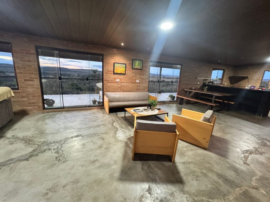 Vende-se Excelente Chácara – Casa – Rio – Aconchegante – Vale Verde – Alto Paraíso de Goiás