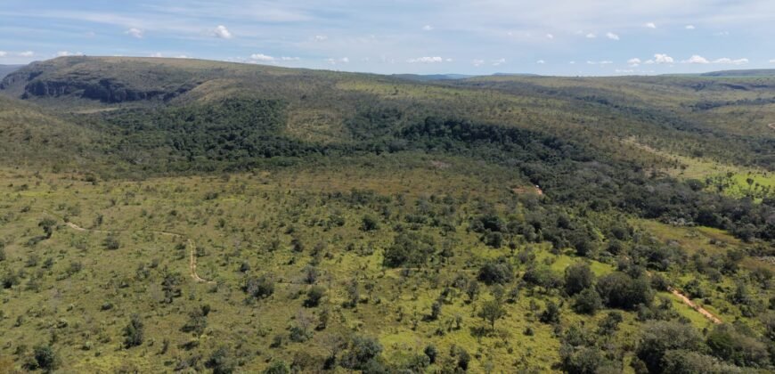 Fazenda 695m – Nascente – Cachoeira – aprox. 23 km de Alto Paraíso de Goiás, 100% Documentada