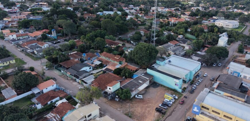 Lote de 838 m² na Rua 12 de Dezembro – Setor Paraisinho – Comercial – Alto Paraiso de Goiás