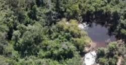 Fazenda 695m – Nascente – Cachoeira – aprox. 23 km de Alto Paraíso de Goiás, 100% Documentada Fazenda 695m – Nascente – Cachoeira – aprox. 23 km de Alto Paraíso de Goiás, 100% Documentada