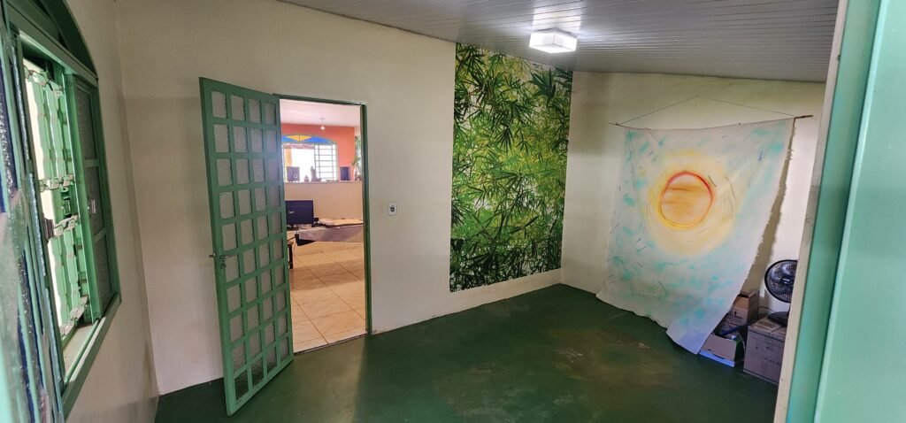 🏡 VENDE-SE EXCELENTE CASA NO CENTRO DE ALTO PARAÍSO