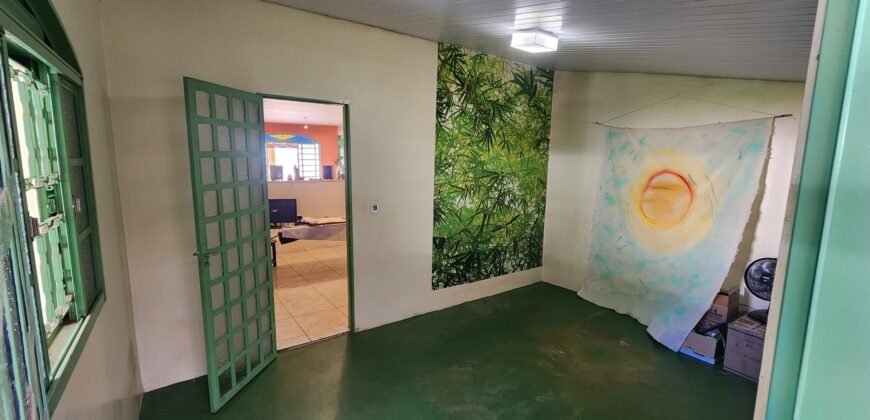 🏡 VENDE-SE EXCELENTE CASA NO CENTRO DE ALTO PARAÍSO
