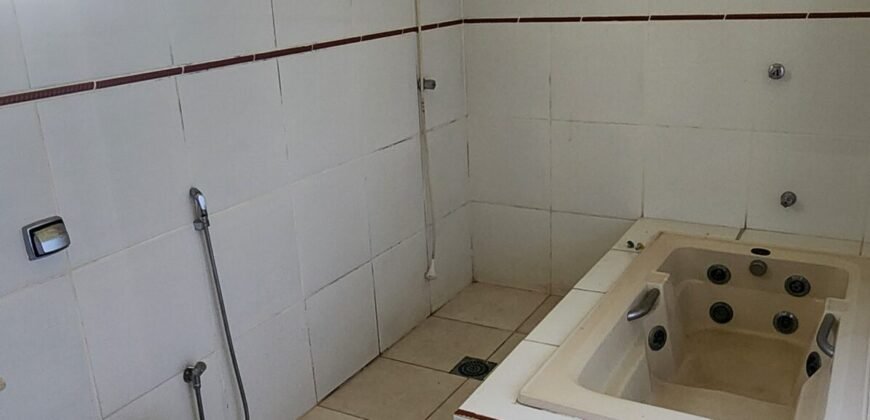 🏡 VENDE-SE EXCELENTE CASA NO CENTRO DE ALTO PARAÍSO