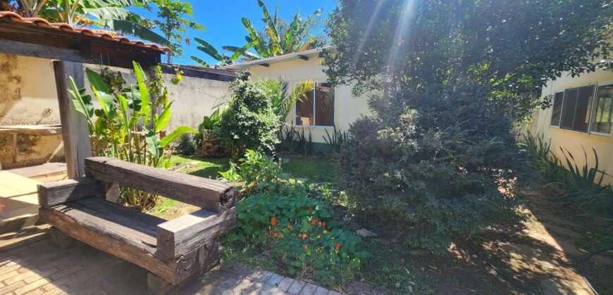 🏡 VENDE-SE EXCELENTE CASA NO CENTRO DE ALTO PARAÍSO