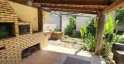 🏡 VENDE-SE EXCELENTE CASA NO CENTRO DE ALTO PARAÍSO 🏡 VENDE-SE EXCELENTE CASA NO CENTRO DE ALTO PARAÍSO