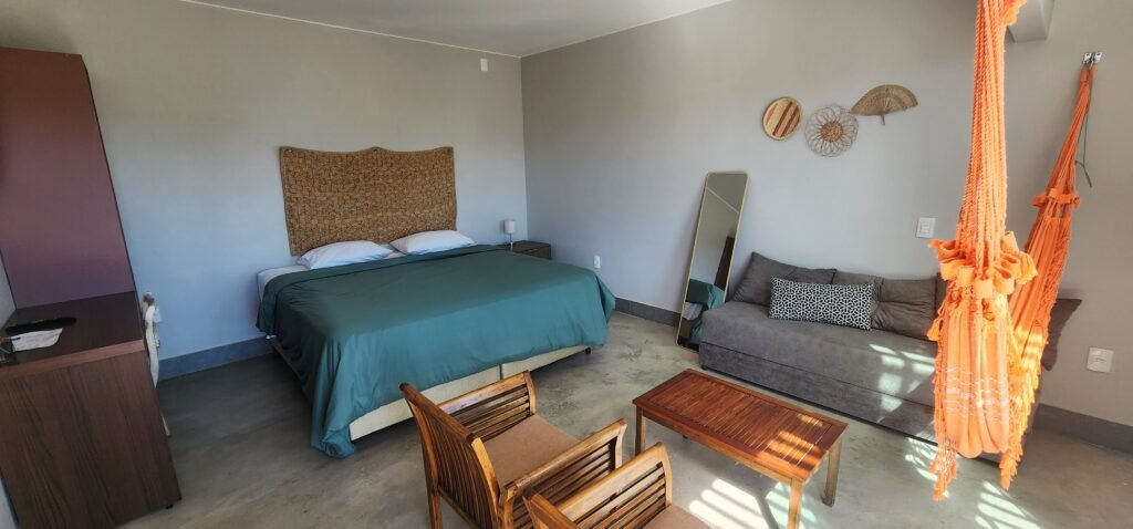 🌿 Vende-se Linda Chácara Casa + 3 chalés, pronta pra morar, em Alto Paraíso de Goiás! 🏡
