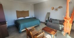 🌿 Vende-se Linda Chácara Casa + 3 chalés, pronta pra morar, em Alto Paraíso de Goiás! 🏡