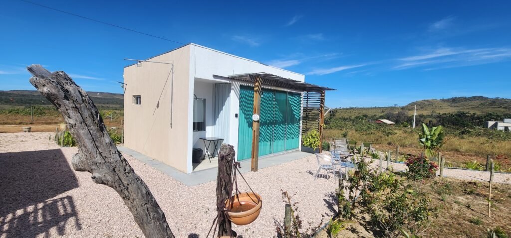 🌿 Vende-se Linda Chácara Casa + 3 chalés, pronta pra morar, em Alto Paraíso de Goiás! 🏡