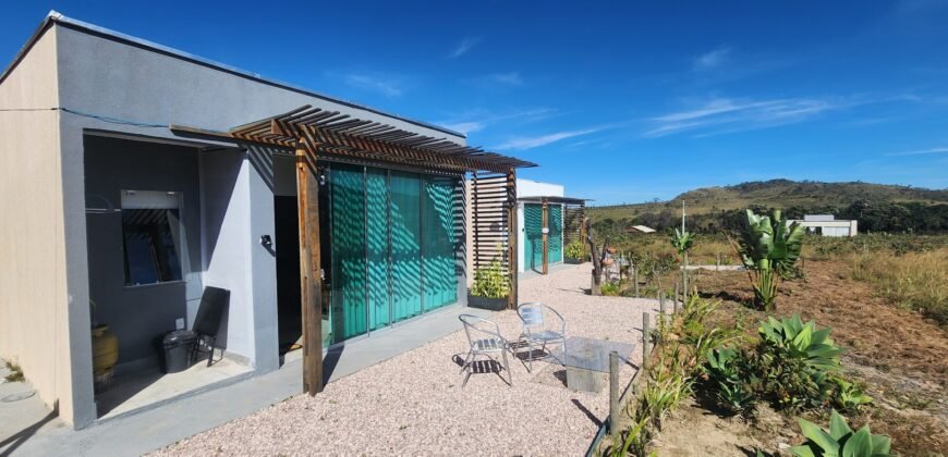🌿 Vende-se Linda Chácara Casa + 3 chalés, pronta pra morar, em Alto Paraíso de Goiás! 🏡