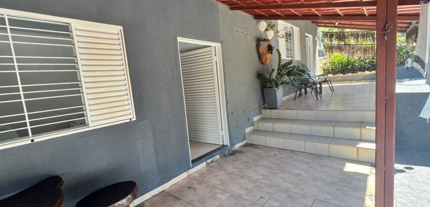 🏡 ALUGA-SE CASA NO BAIRRO ESTÂNCIA PARAÍSO – ALTO PARAÍSO DE GOIÁS