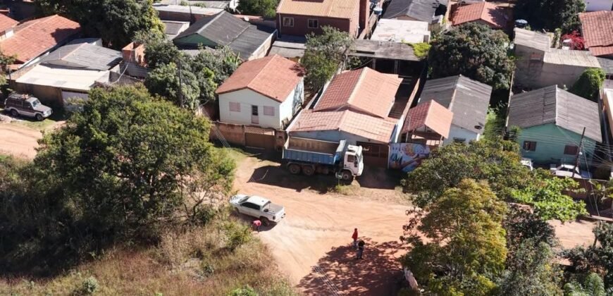 Lote de 525.04 m² , de esquina no Novo Horizonte de Alto Paraíso de Goiás!