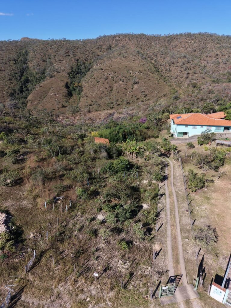 🏡 *VENDE-SE LINDO LOTE EM ALTO PARAÍSO DE GOIÁS* 🌿