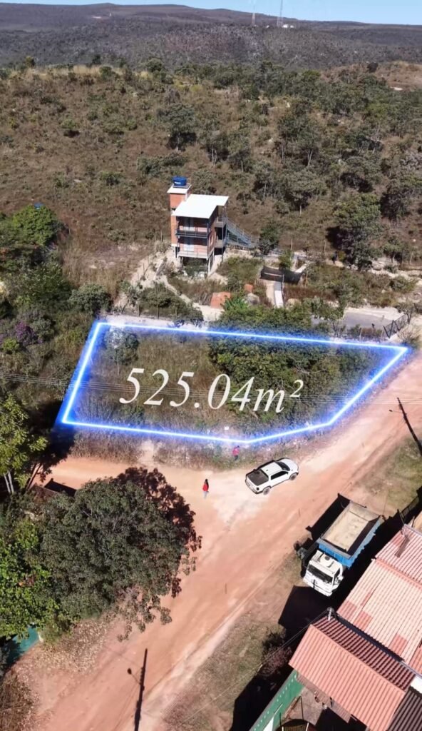 Lote de 525.04 m² , de esquina no Novo Horizonte de Alto Paraíso de Goiás!