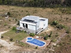 🌿 Vende-se Linda Chácara Casa + 3 chalés, pronta pra morar, em Alto Paraíso de Goiás! 🏡