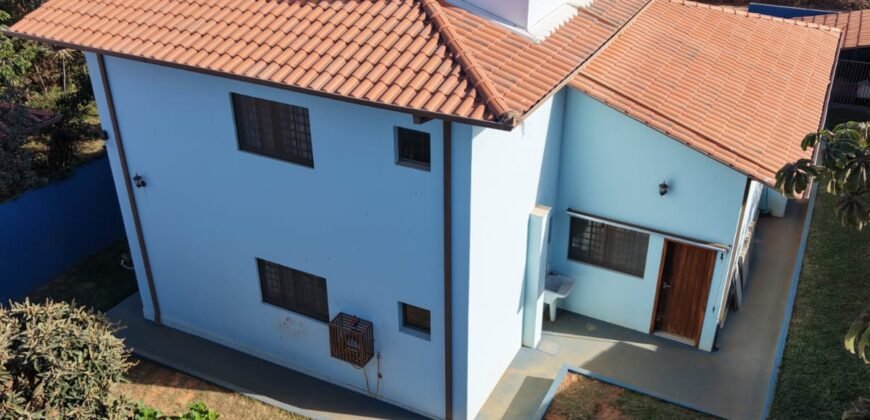 🏡 Sobrado à Venda em Alto Paraíso de Goiás – Bairro Eldorado